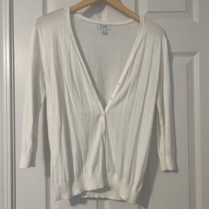 White Old Navy lightweight sweater